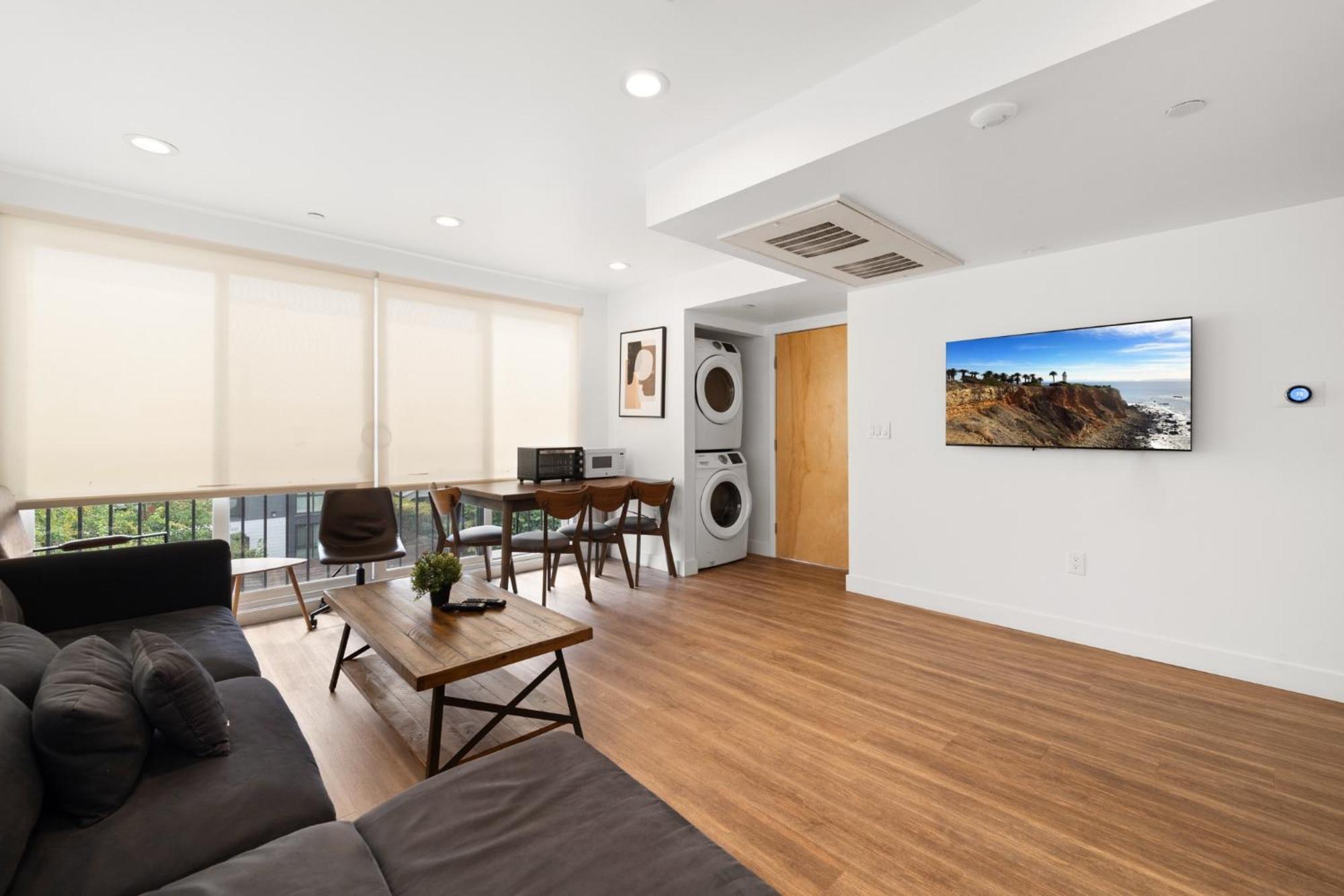 Modern Getaway In The Heart Of La Near Usc, Private Room With Share Living Room And Kitchen Los Angeles Extérieur photo